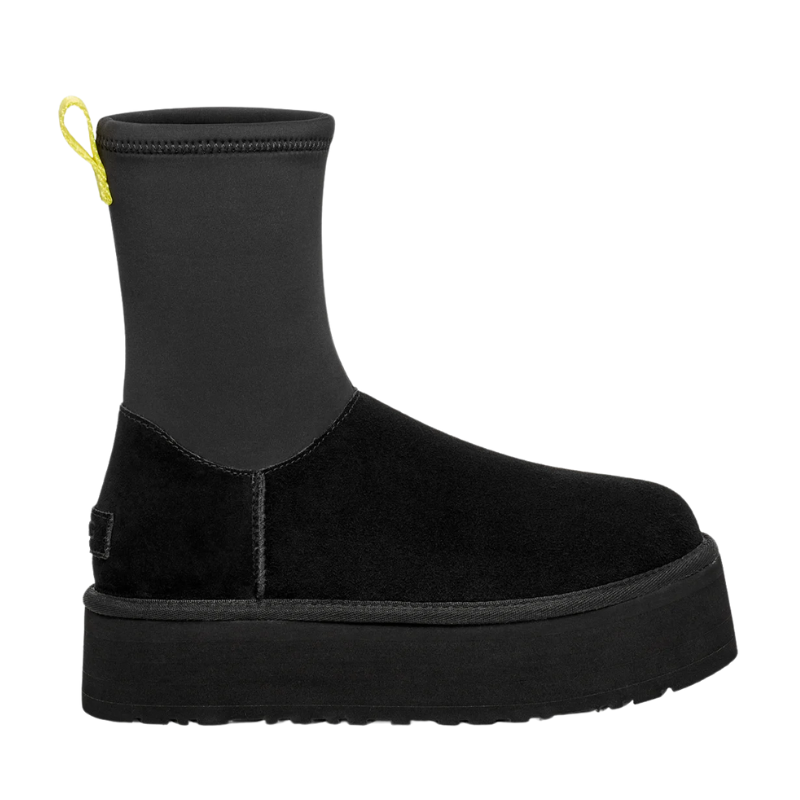 ugg-pumped-venture-daze-sand-black-2025-02-07T211119.401.png UGG Classic Dipper Boot - Black - Image 1