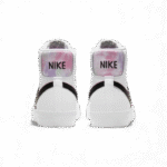 Nike Blazer Mid ‘77 Arctic Punch - Image 4