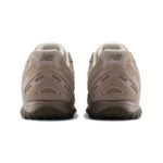 New Balance 204L Mushroom - Image 6