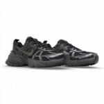 Nike V2k Run Black - Image 3