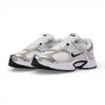 Nike V5 RNR 'Vast Grey' - Image 2