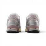New Balance 1906R Rose Sugar Silver - Image 4
