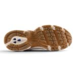 New Balance 530 Bisque Earth Shadow Gum - Image 4
