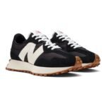 New Balance 327 Black Moonbeam - Image 2